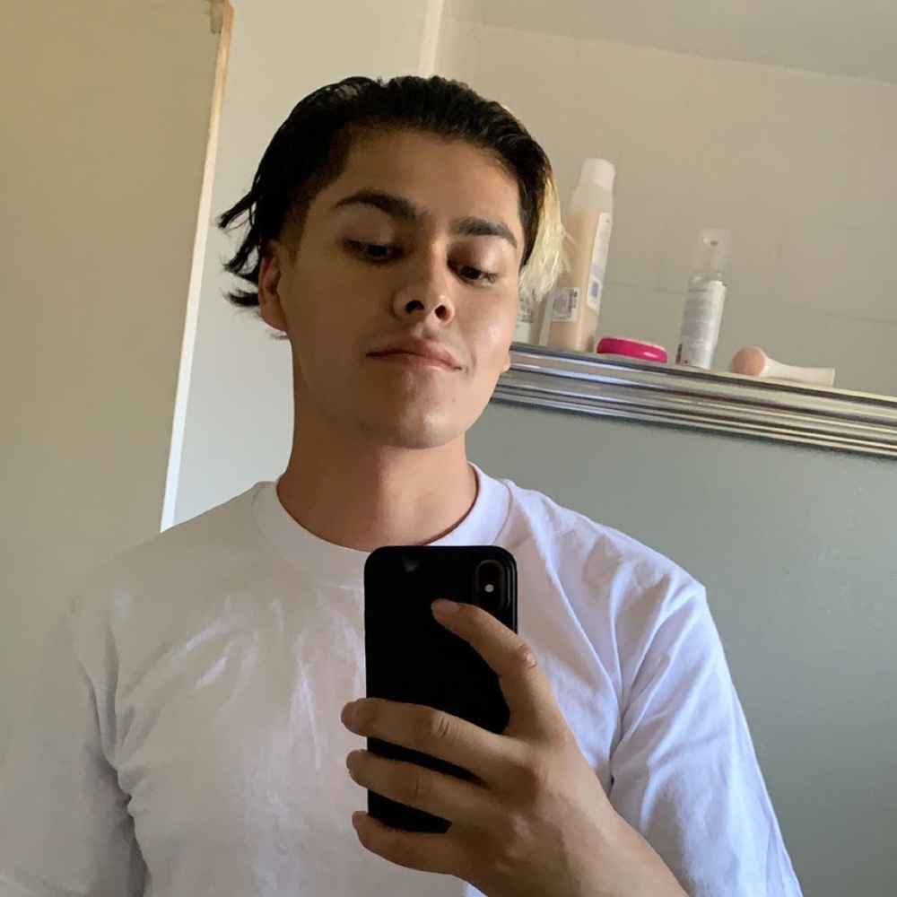 Meet your Posher, Javier
